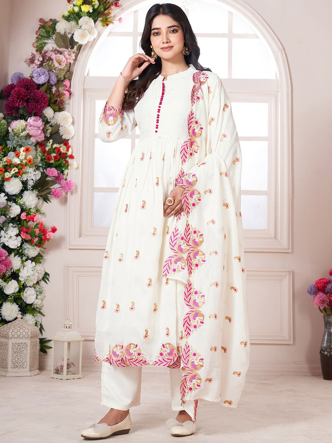 

KALINI Ethnic Motifs Embroidered Mandarin Collar Anarkali Kurta With Palazzos & Dupatta, White