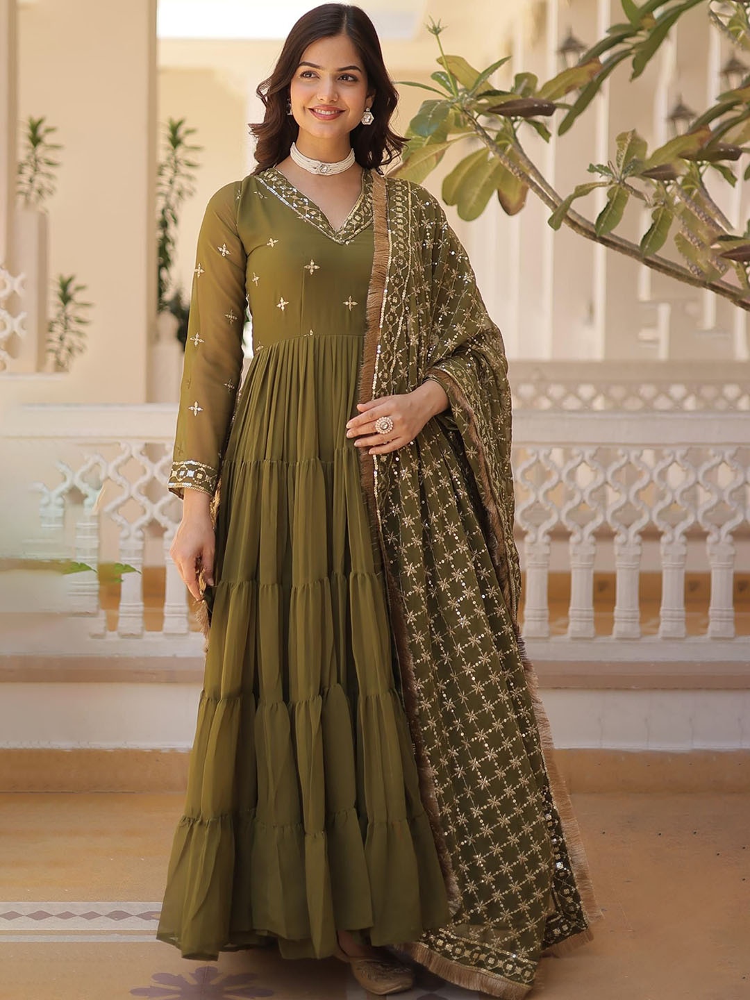 

Fashion Basket Women Embroidered Anarkali Gown & Dupatta Ethnic Dresses, Green