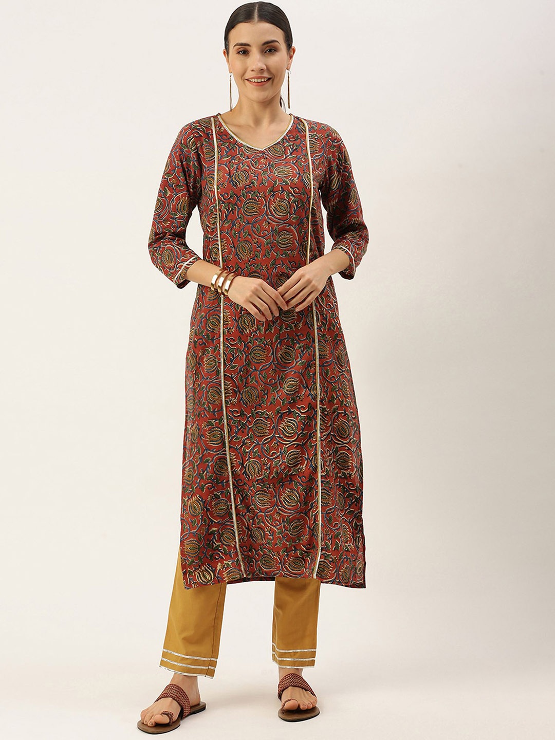 

DIVASTRI Women Floral Printed Regular Pure Cotton Kurta with Trousers, Maroon