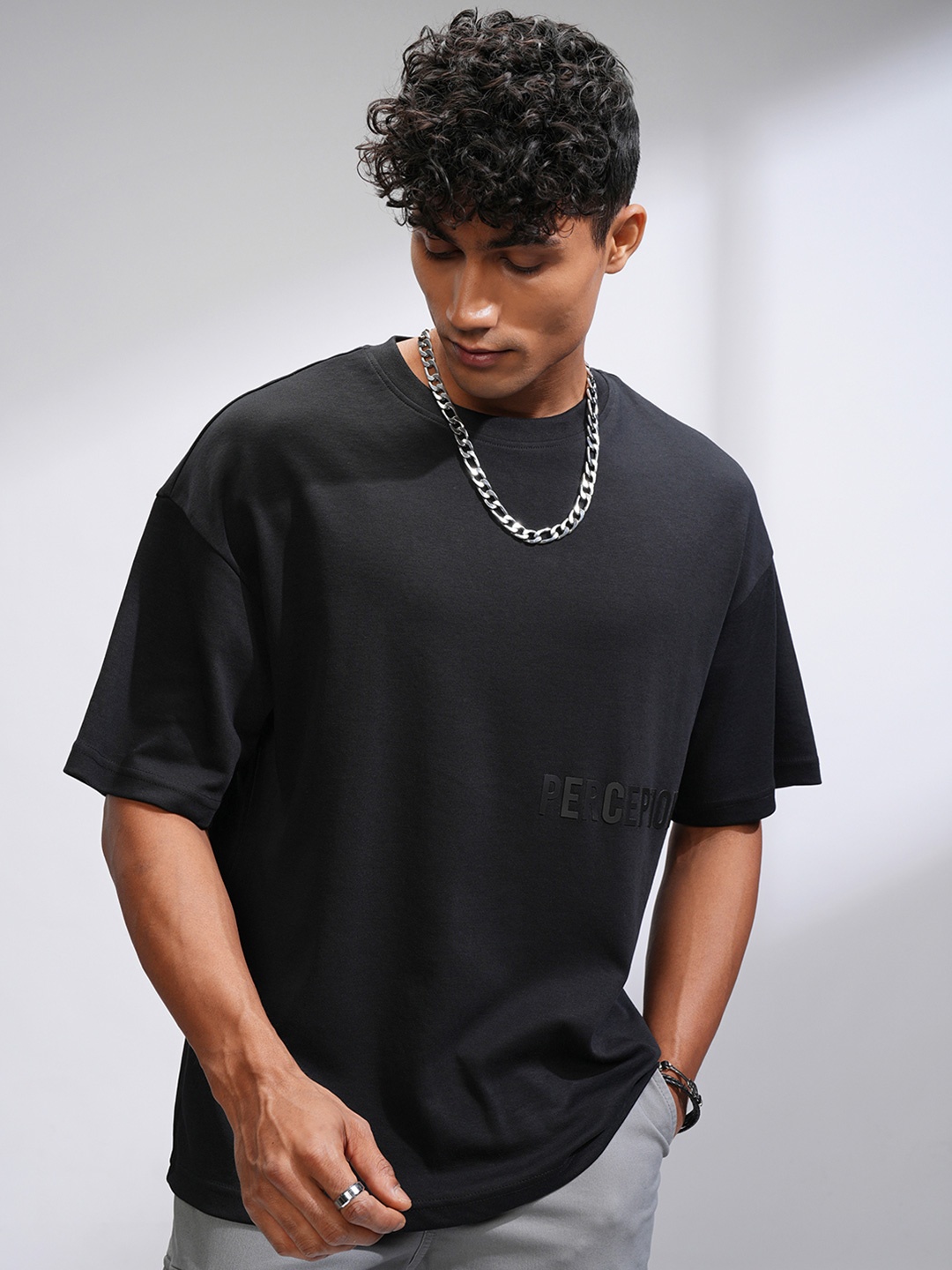 

HIGHLANDER Men Typography Printed Round Neck Cotton Relaxed Fit T-shirt, Black