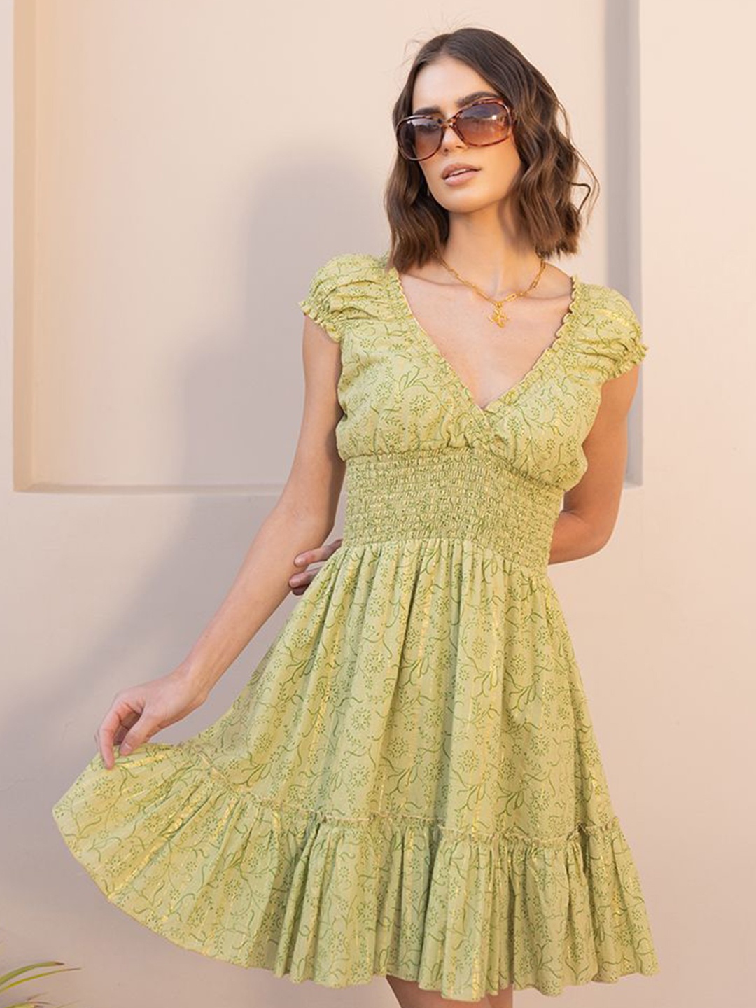 

Label Reyya Women Floral Printed Puff Sleeve A-Line Dress, Green