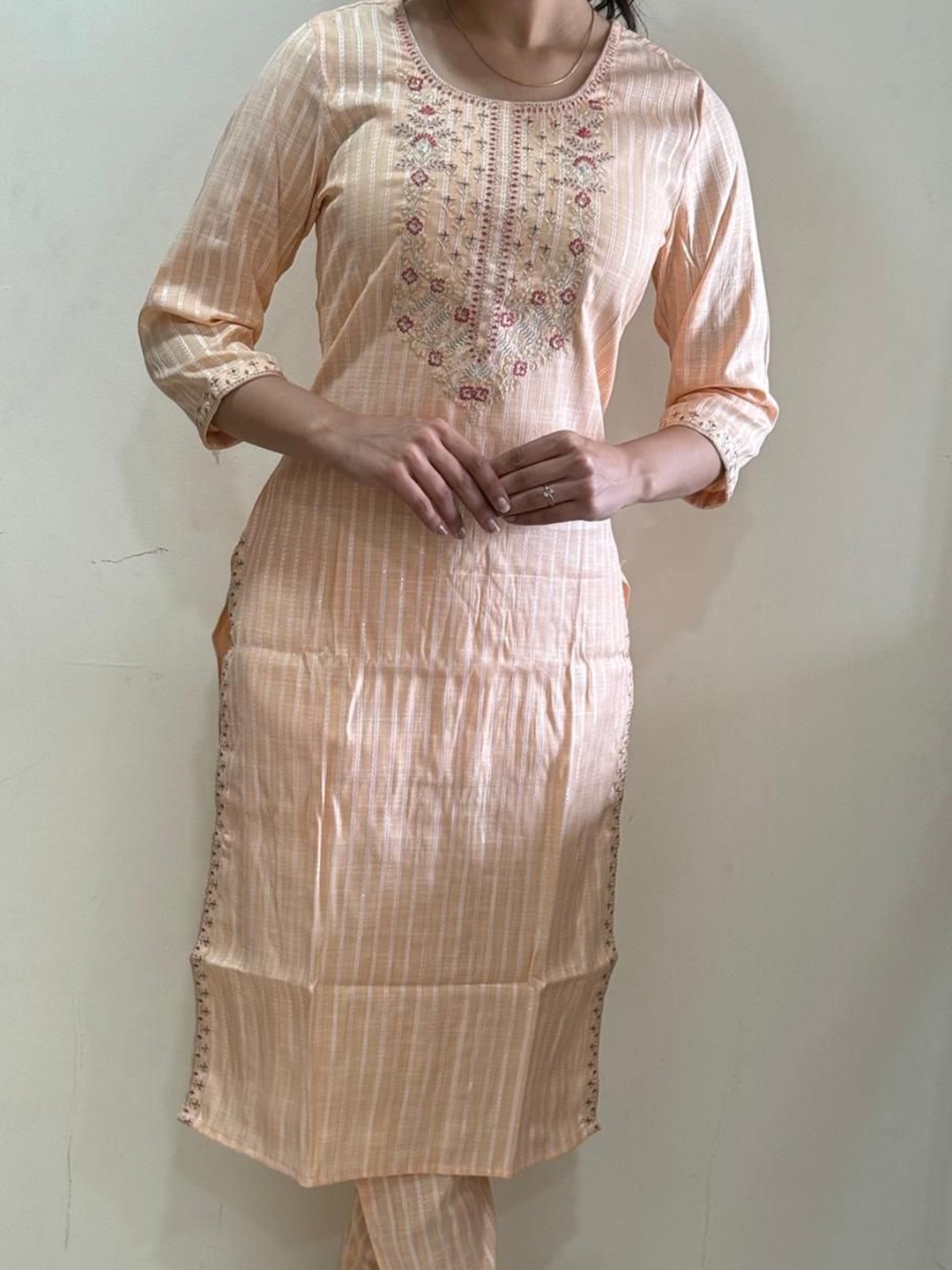 

h4u Women Embroidered Thread Work Straight Kurta With Trousers, Orange