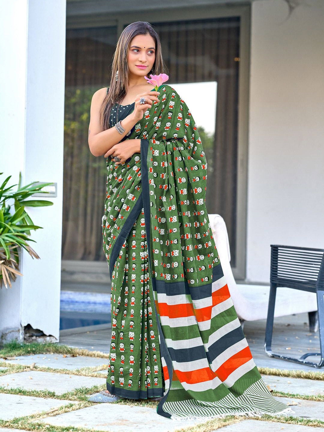 

Anouk Ethnic Motifs Printed Pure Cotton Saree, Green