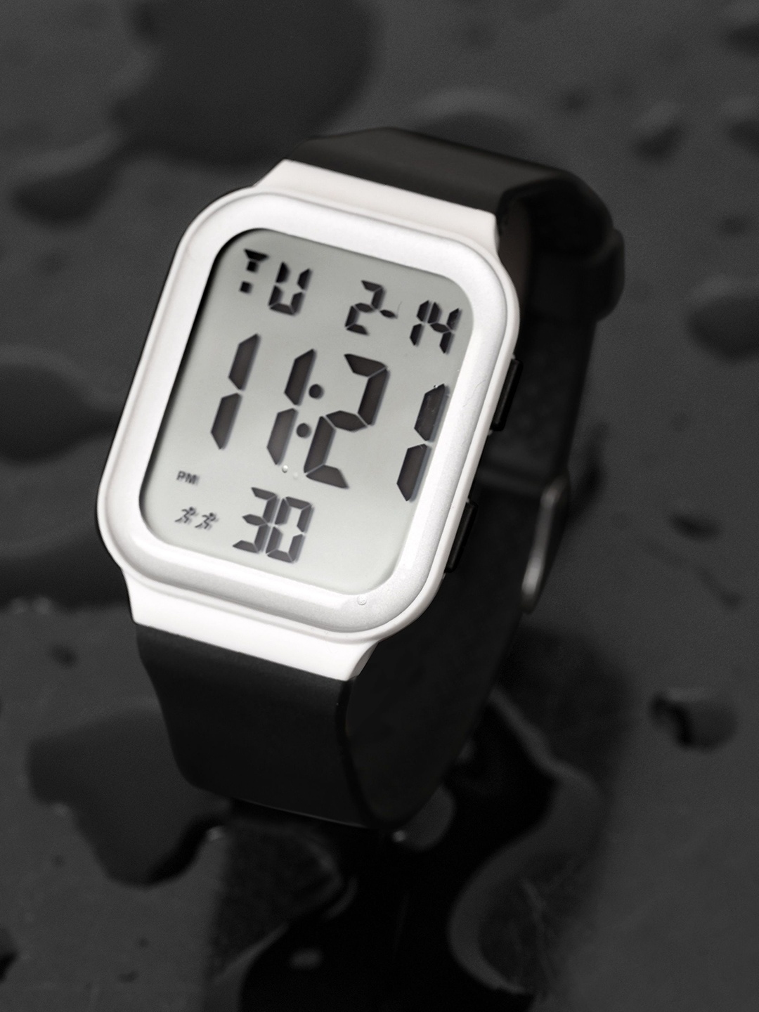 

SWADESI STUFF Unisex Dial & Straps Digital Automatic Watch SDS 157 BLACK & WHITE 18