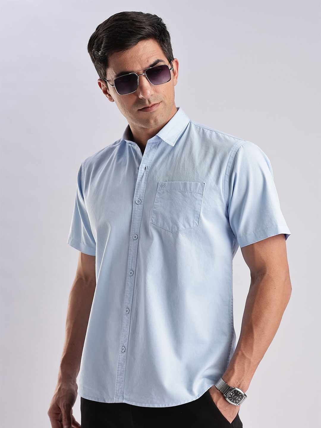 

BS BLUE SQUAD Men Solid India Slim Fit Cotton Casual Shirt