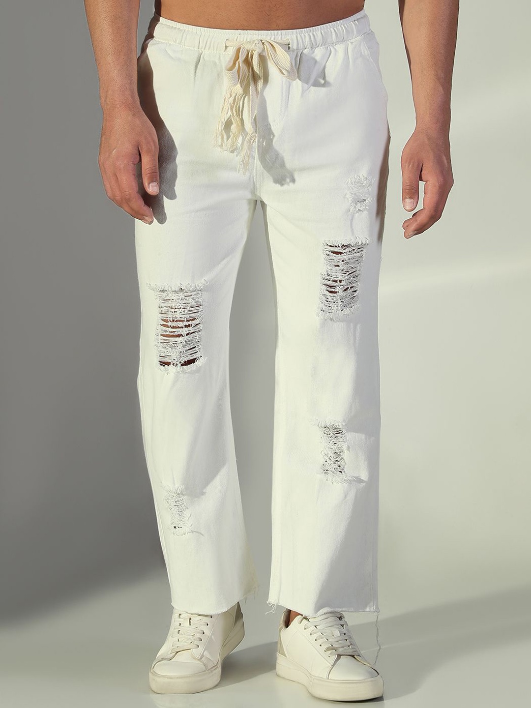 

SHOWOFF Men Comfort Straight Fit Highly Distressed Jeans, White