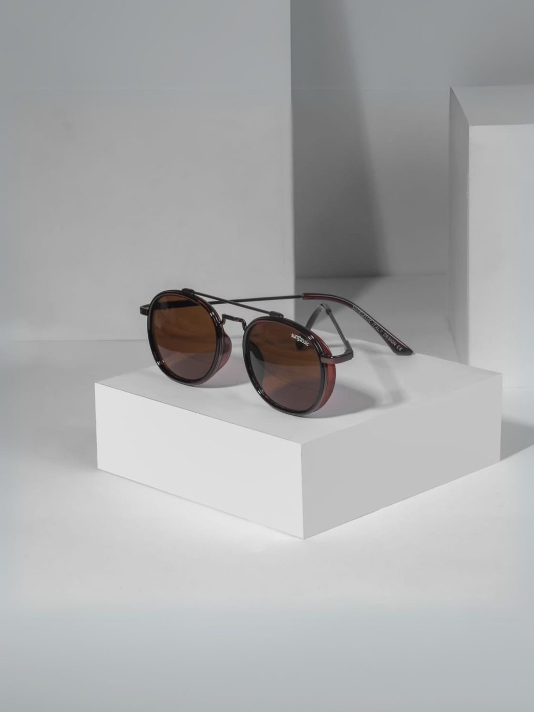 

SUNGLASSIC Unisex Metal Frame Round Sunglasses S4612-Full-Brown