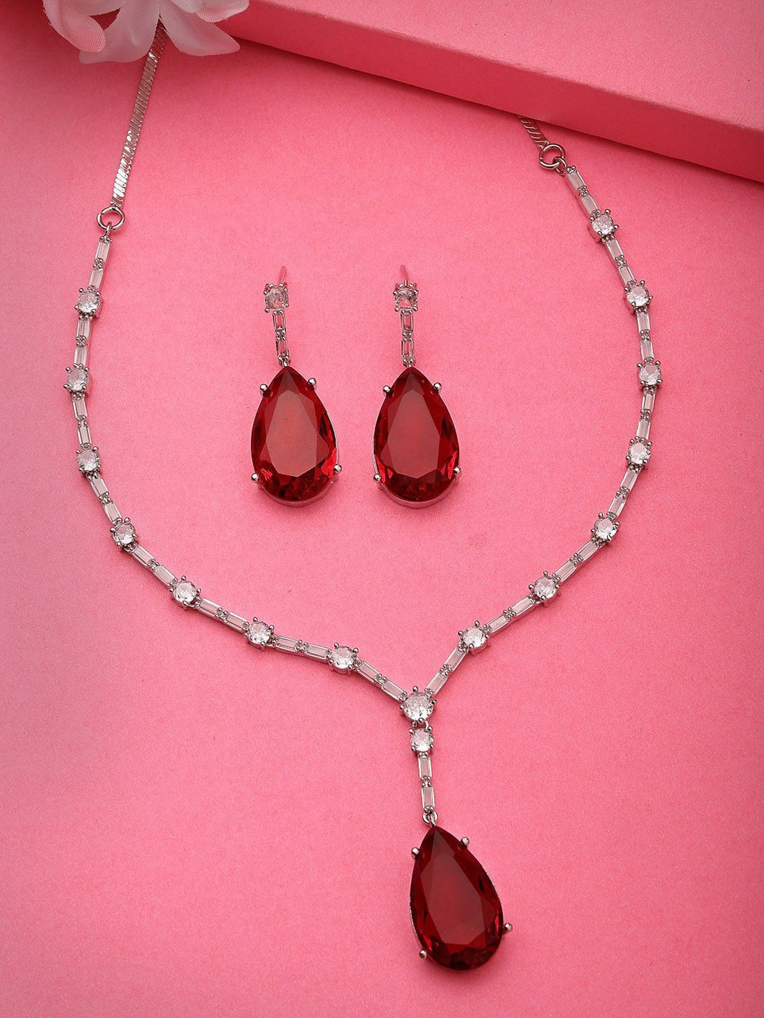 

DressBerry Silver-Plated Artificial Stones Studded Jewellery Set