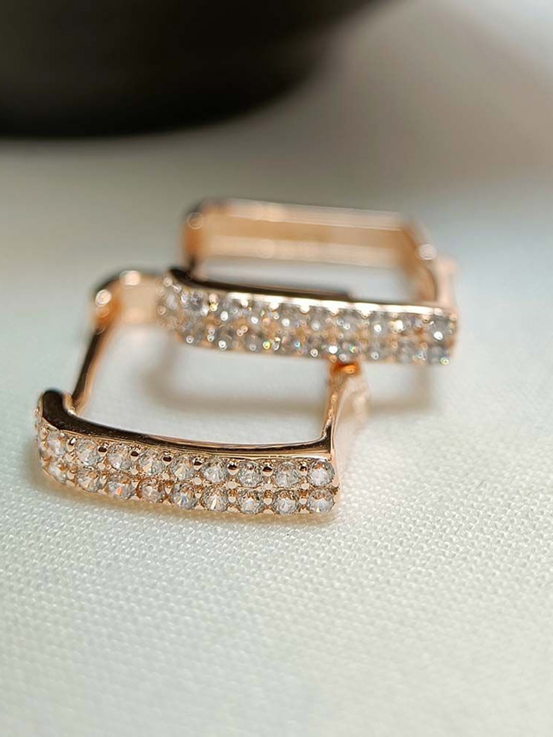 

INARI SHINES 925 Sterling Silver Zircon Square Hoop Earrings, Rose gold