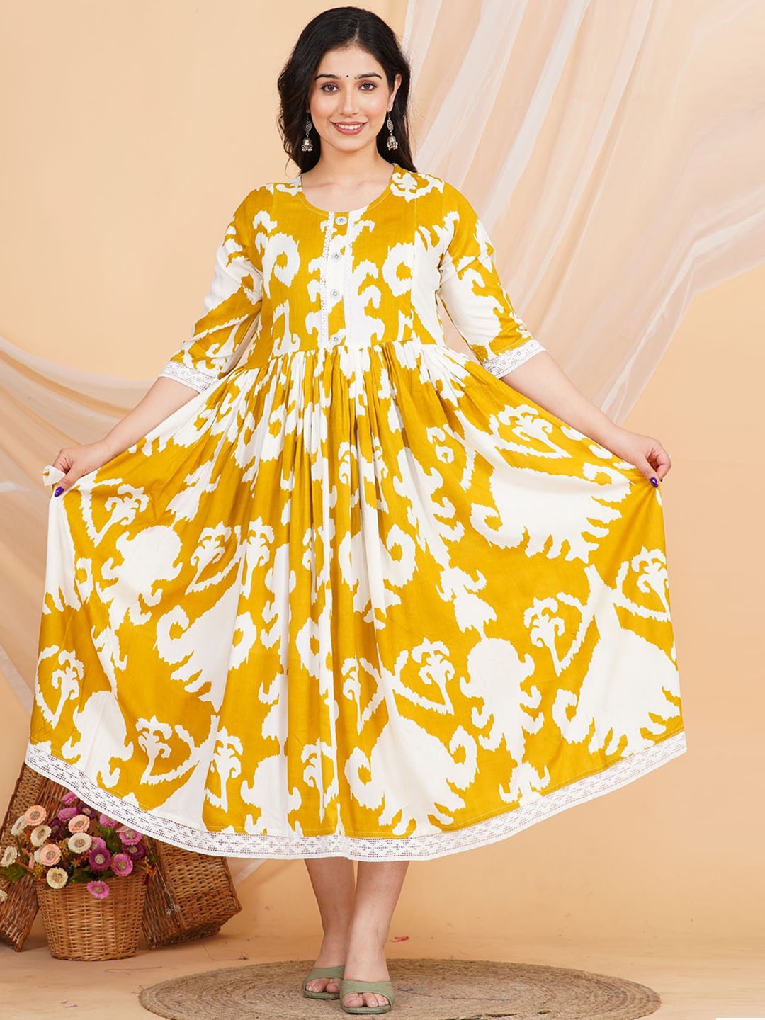 

Pristyle Women Floral Printed Flared Sleeves Thread Work Anarkali Kurta, Mustard