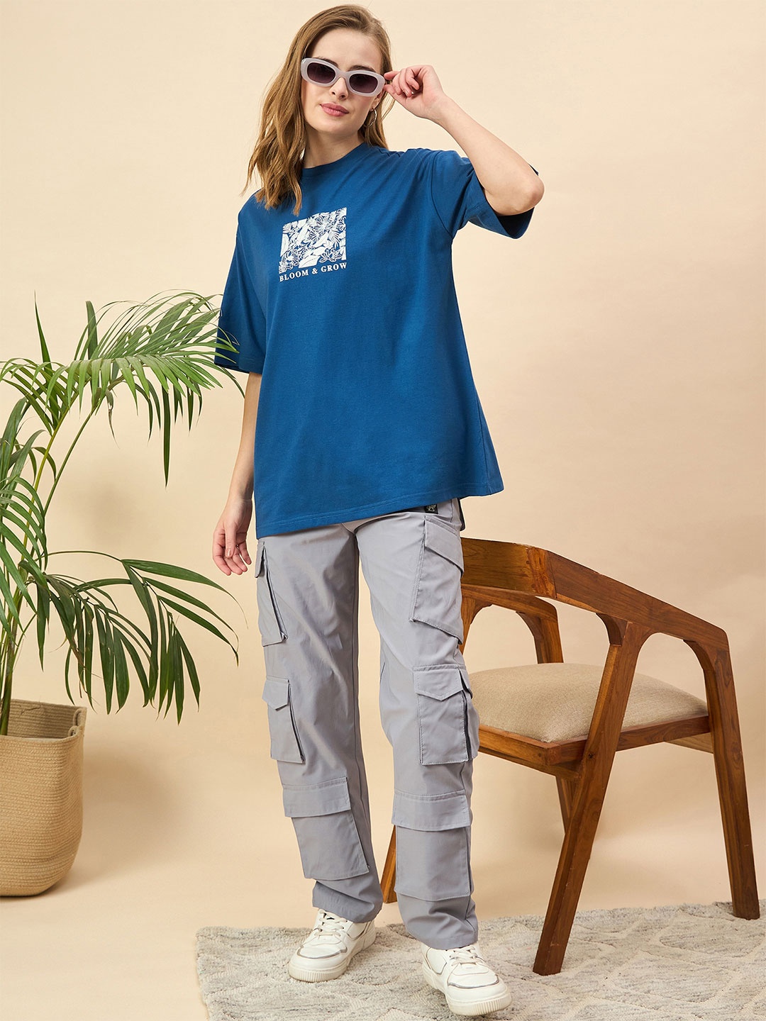 

Mast & Harbour Women Printed Drop-Shoulder Sleeves T-shirt, Turquoise blue