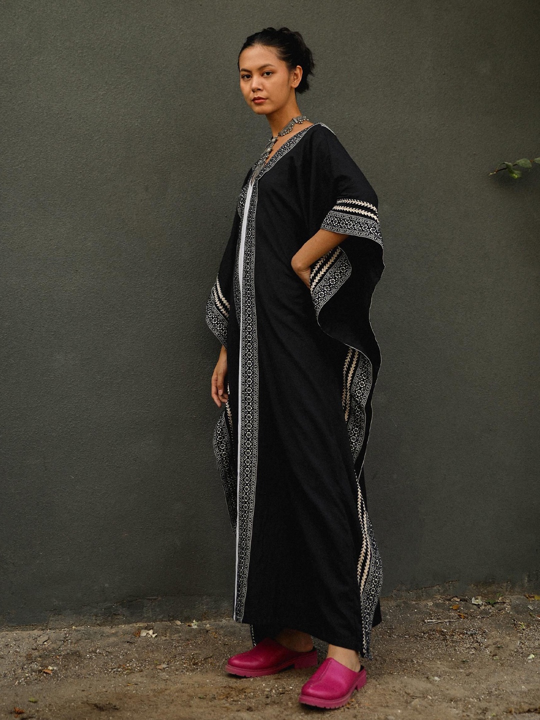 

4427 clothing Embroidered Cotton Kaftan Maxi Dress, Black