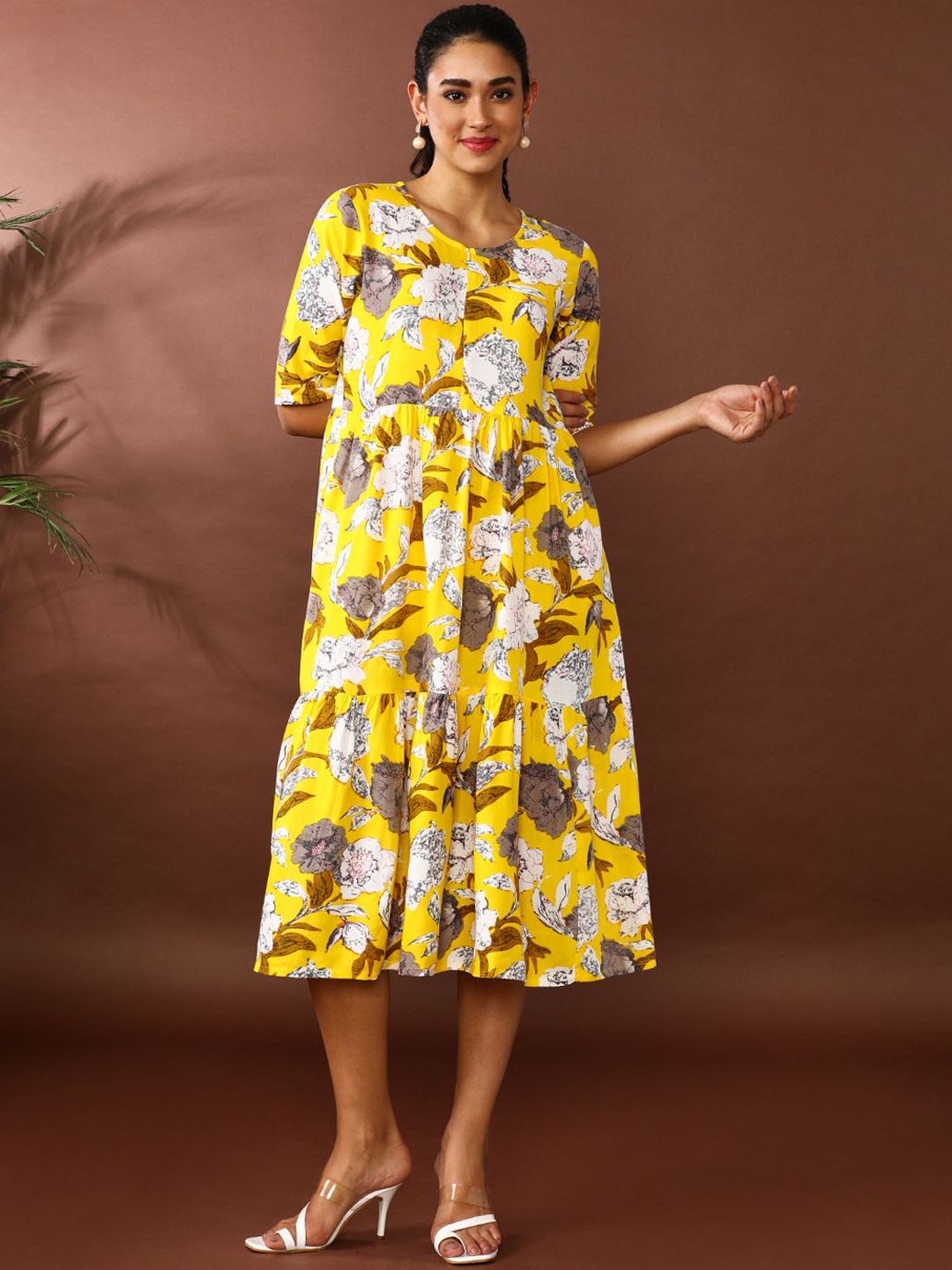 

Jaipur Kurti Women Floral Printed A-Line Midi Ethnic Dress, Yellow