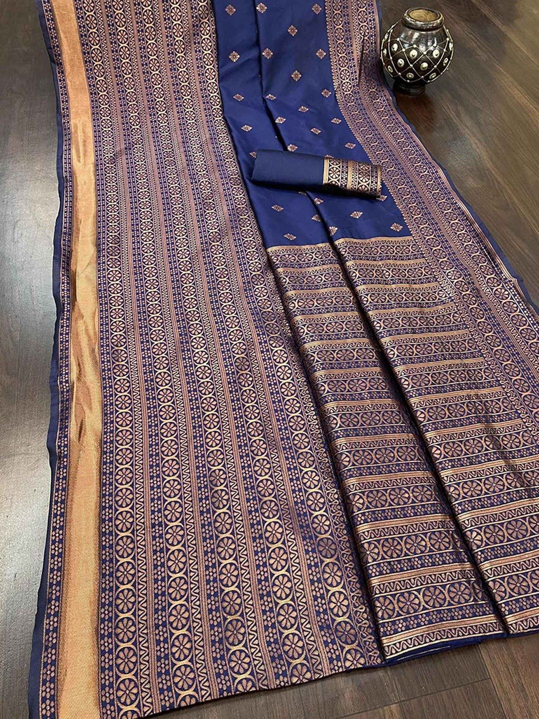 

Peachmode Woven Design Zari Pure Silk Banarasi Saree, Blue