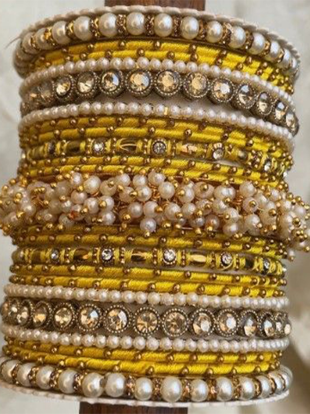 

leshya Set Of 2 Stone-Studded & Beaded Gajra Bangles, Gold
