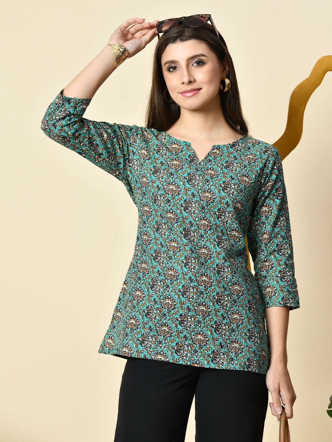 

ao services Women Kantha Embroidered Cotton Straight Kurti, Teal