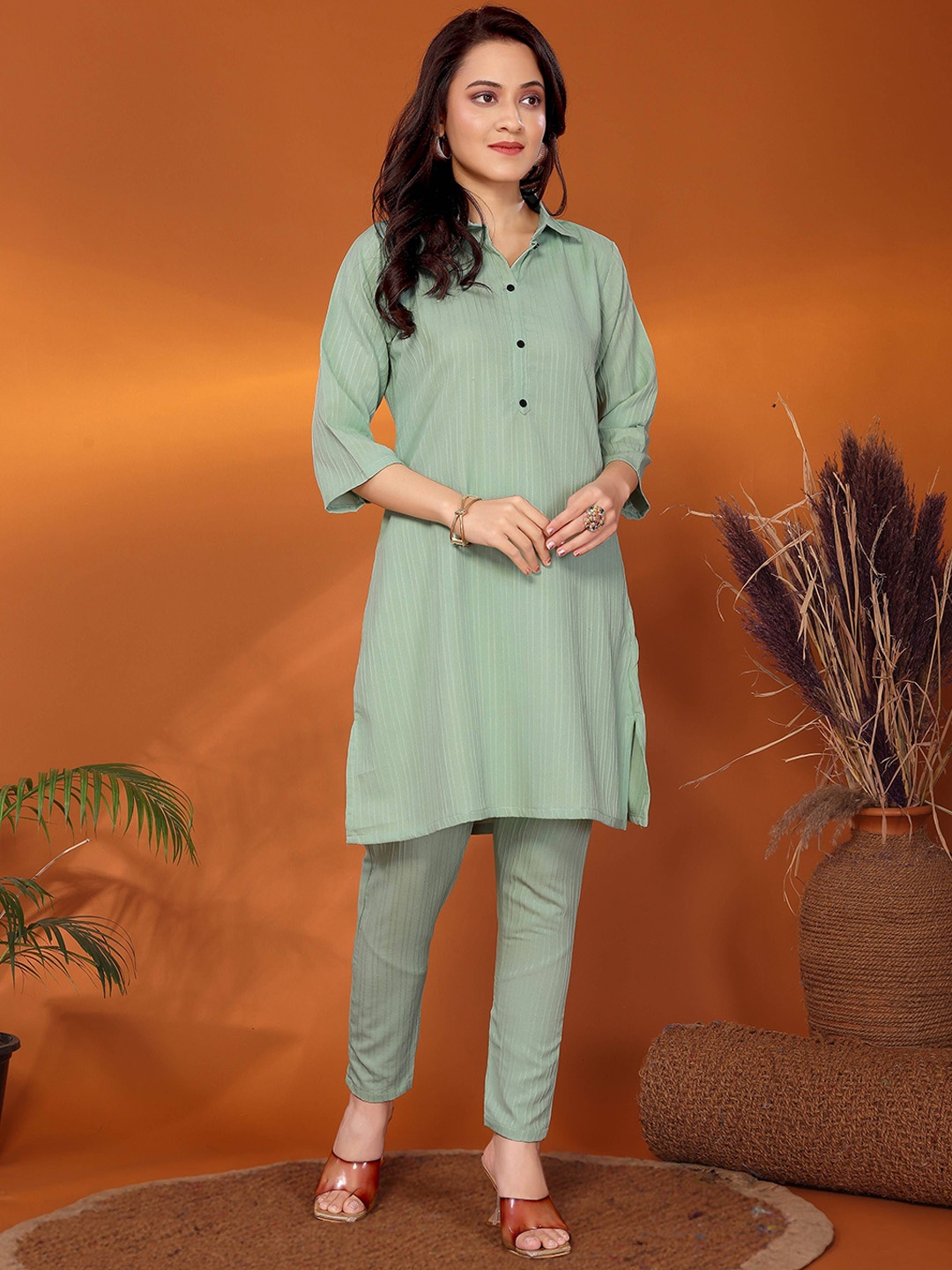 

SUNDARNAARI Polo Collar Bamboo Tunic With Trousers, Green