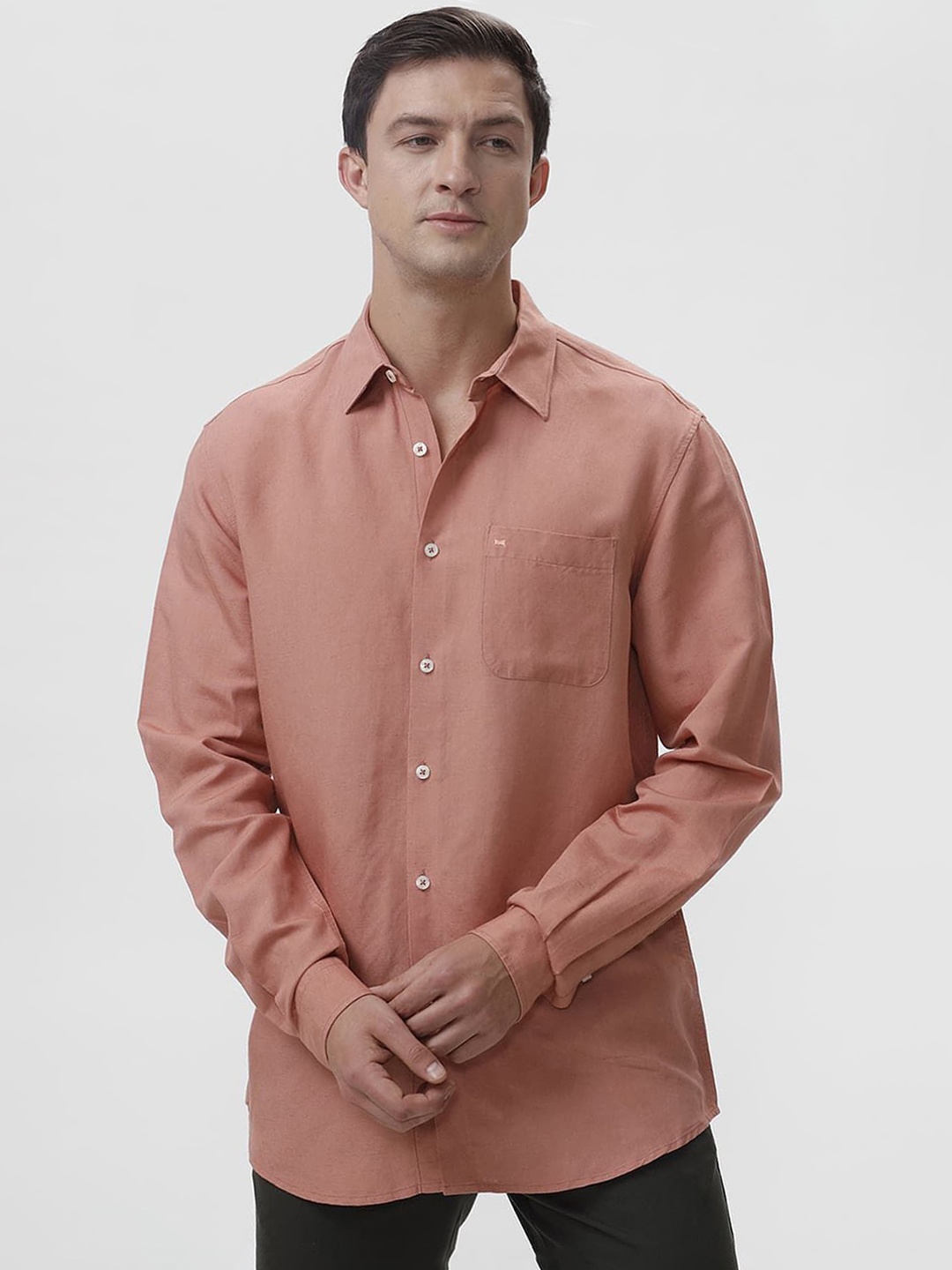 

Basics Men Slim Fit Spread Collar Solid Casual Shirt, Peach