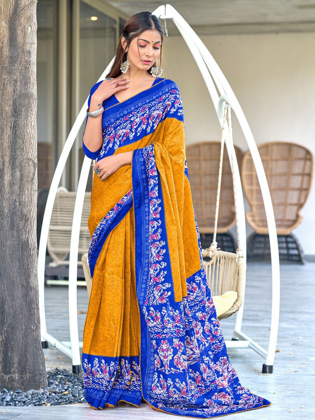 

Anouk Floral Pure Cotton Saree, Yellow