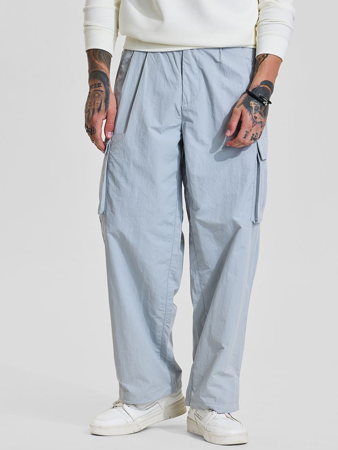 

Snitch Men Loose Fit Cargos Trousers, Blue