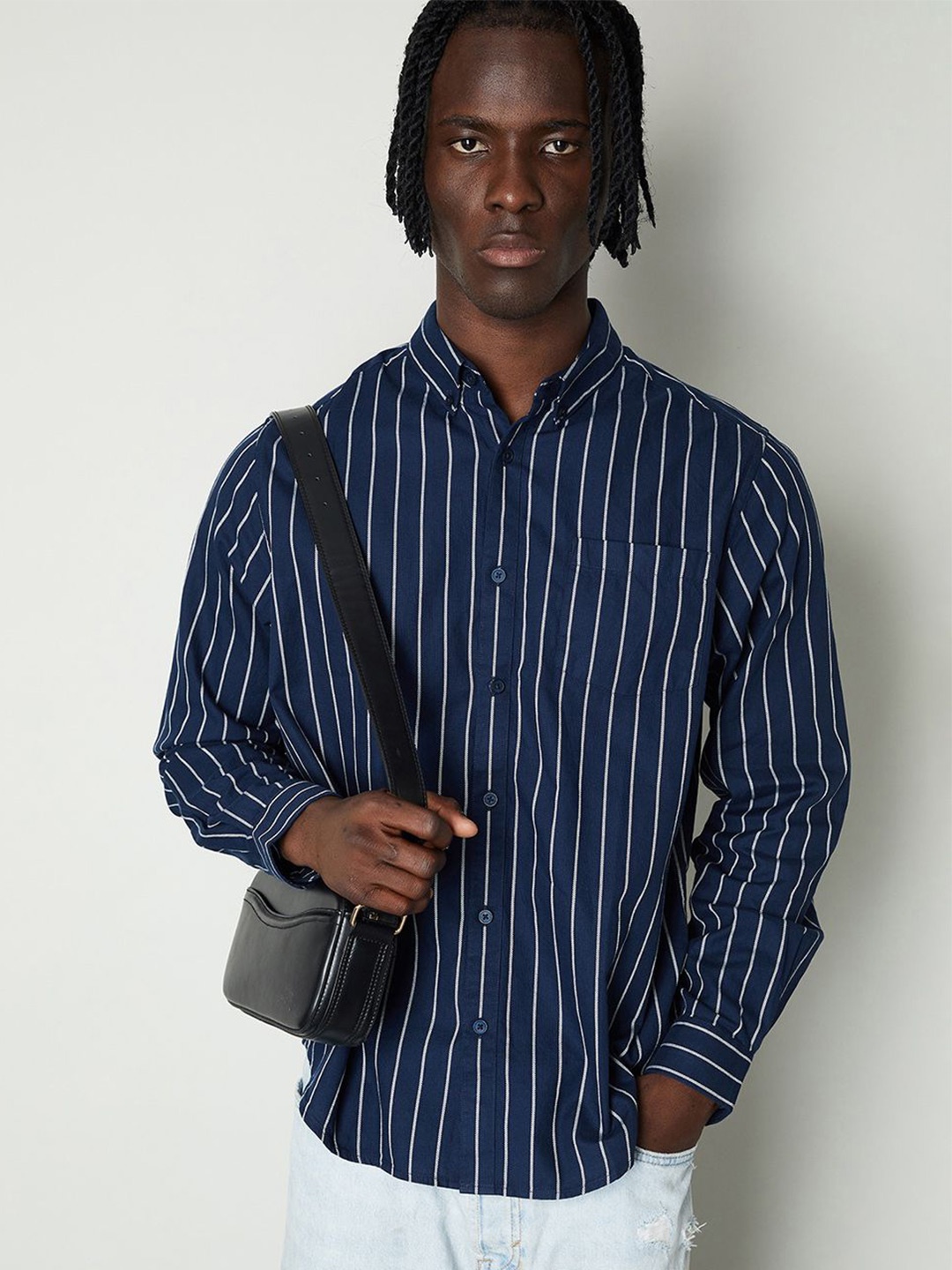 

max Men Opaque Striped Casual Shirt, Blue