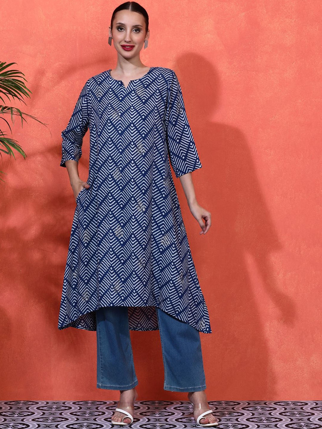 

Sangria Printed Round Neck A-Line Kurta, Blue