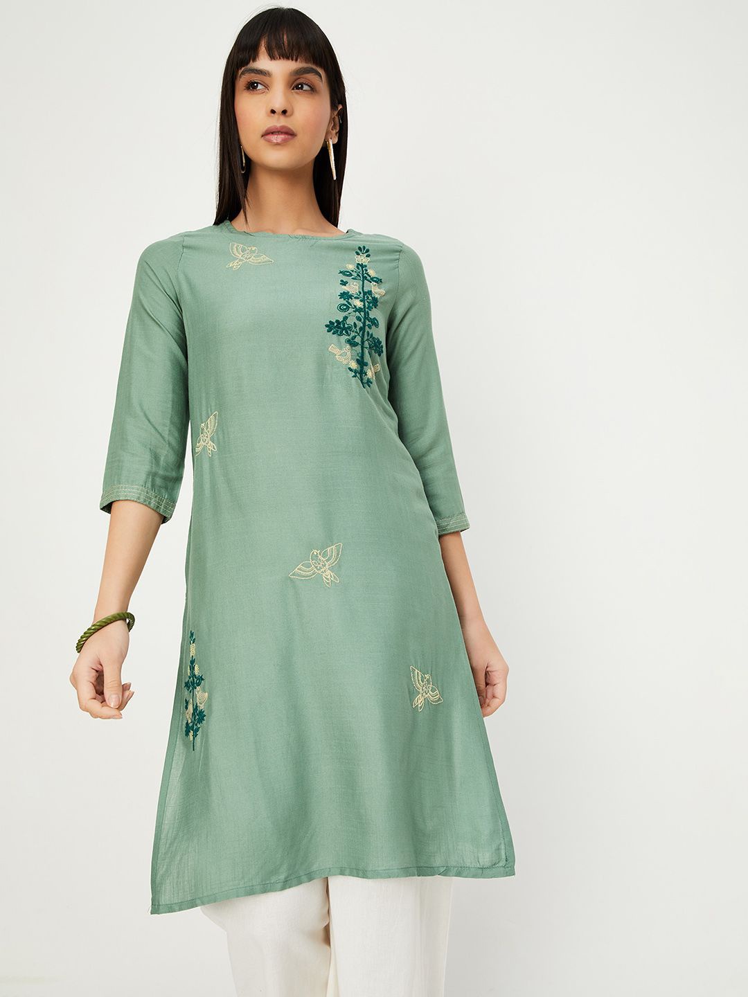 

max Women Flared Sleeves Thread Work Kurta, Green