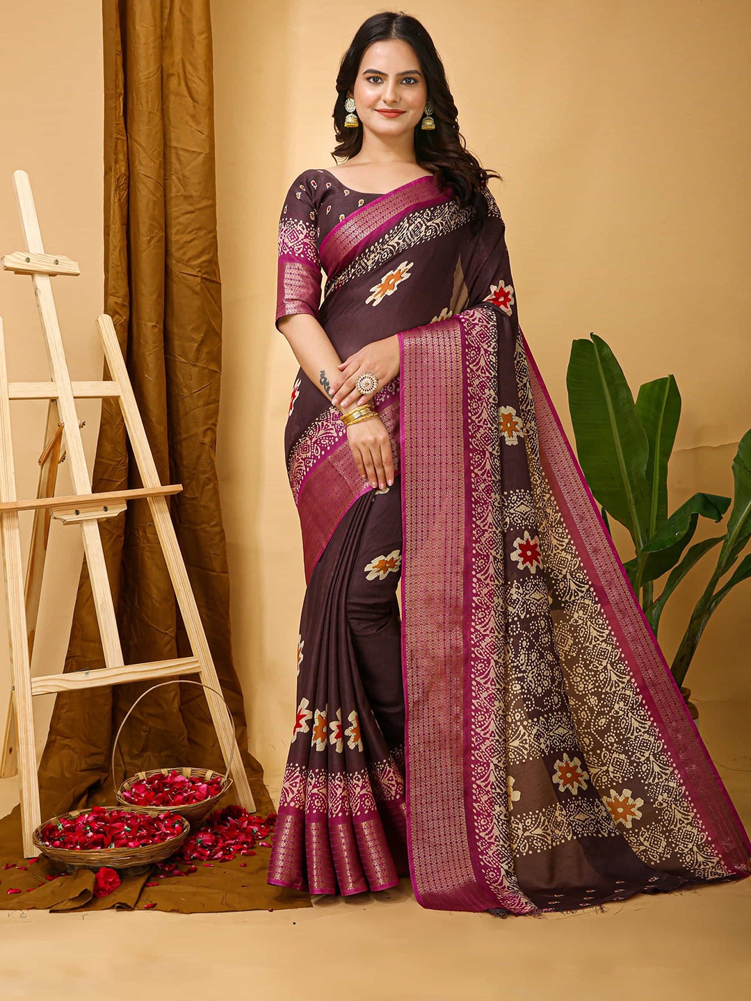 

Mitera Ethnic Motifs Zari Art Silk Banarasi Saree, Brown