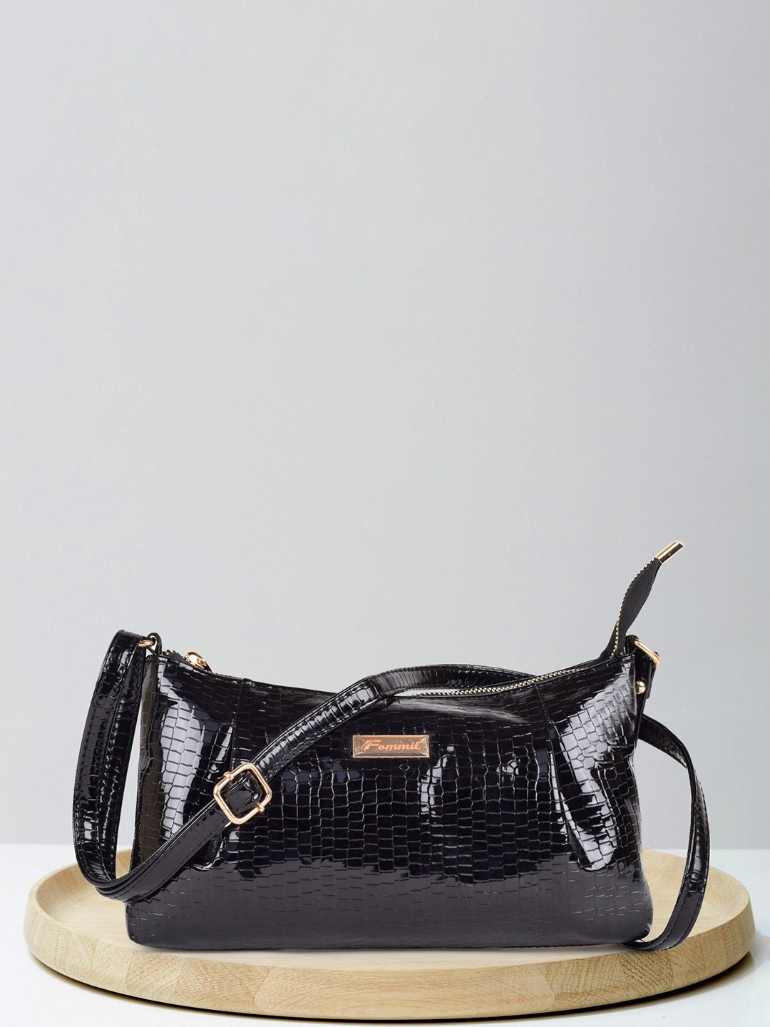 

FOMMIL Structured Sling Bag, Black