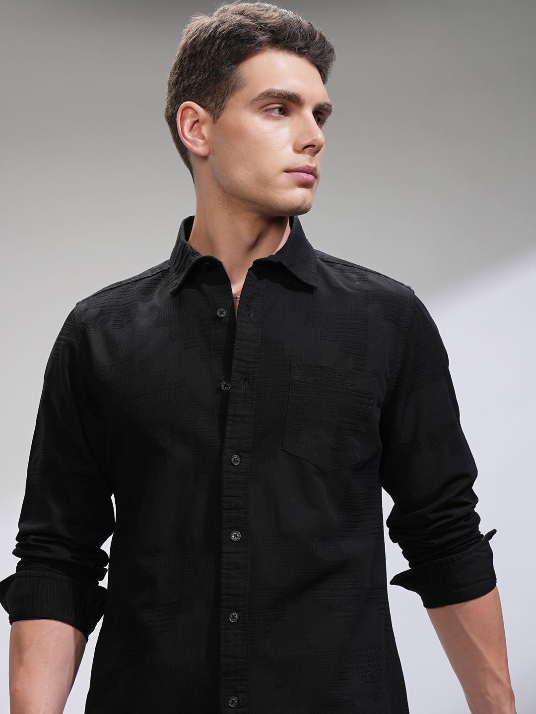 

HIGHLANDER Men Comfort Slim Fit Opaque Casual Shirt, Black
