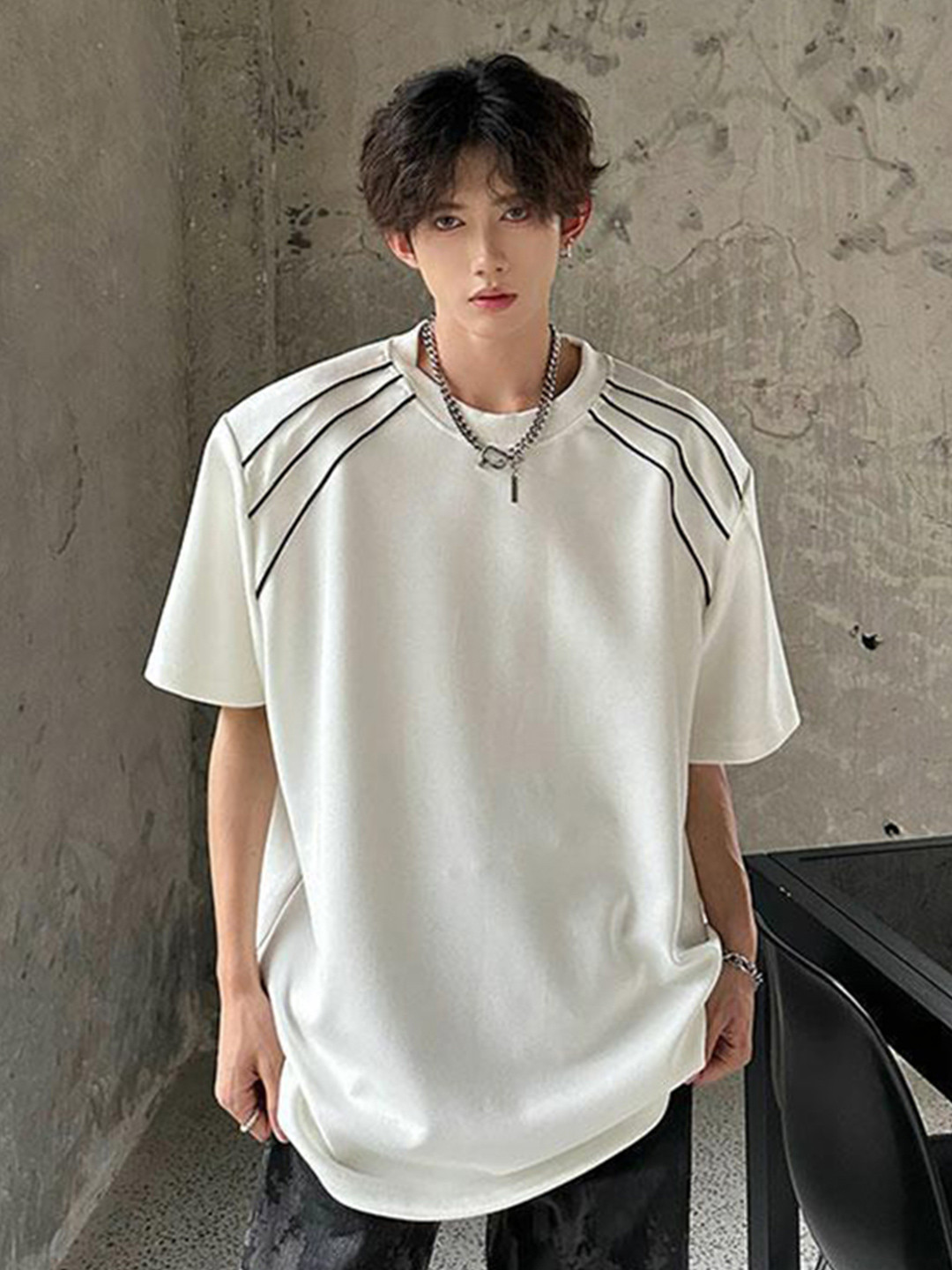 

StyleCast x Revolte Men T-shirt, White