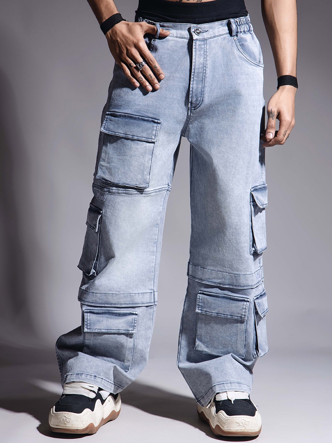

HOP HEAD Unisex Comfort Straight Fit Low Distress Light Fade Jeans, Blue