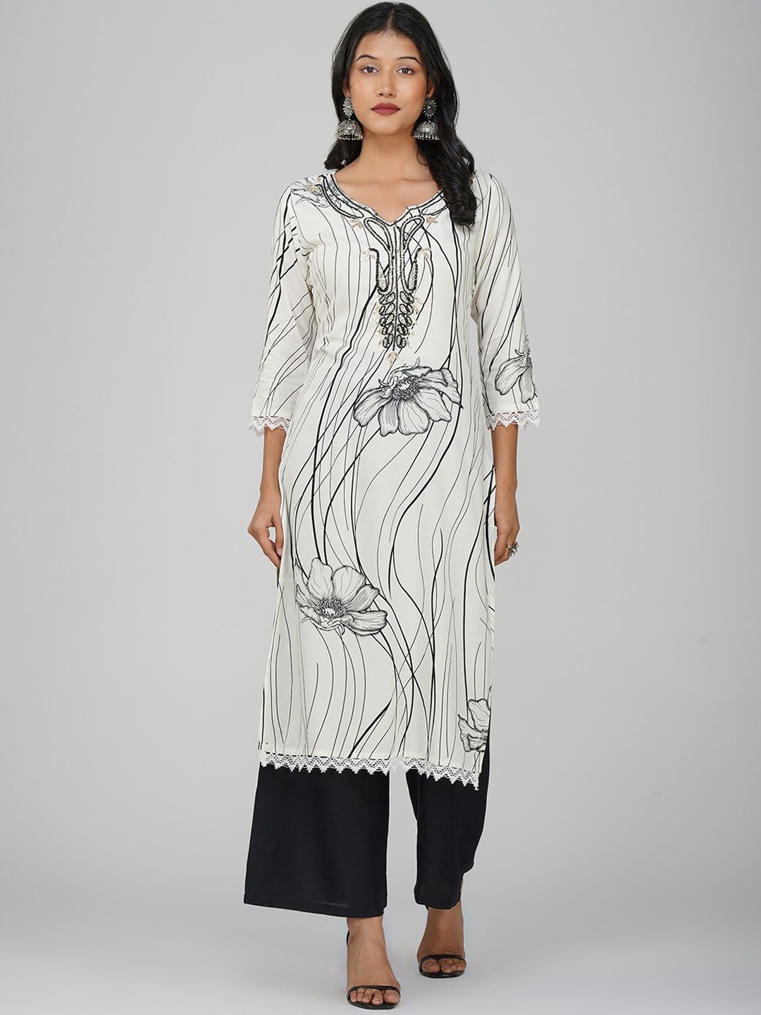 

Charitra Women Floral Printed Regular Kurti with Palazzos & With Dupatta, Off white