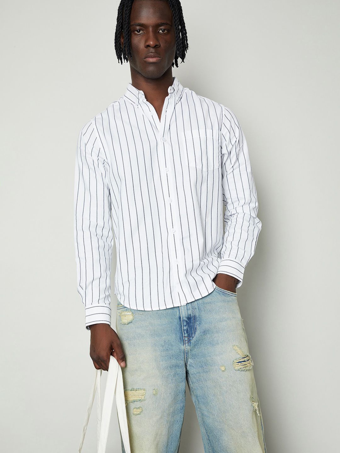 

max Men Opaque Striped Casual Shirt, White