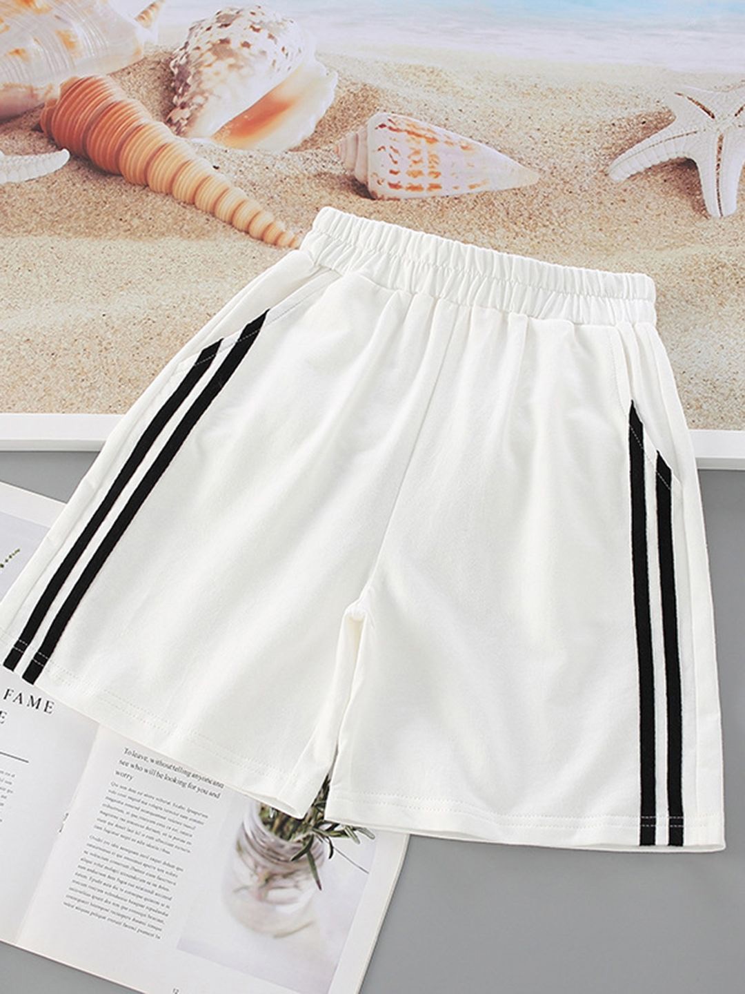 

YK Girls Shorts, White