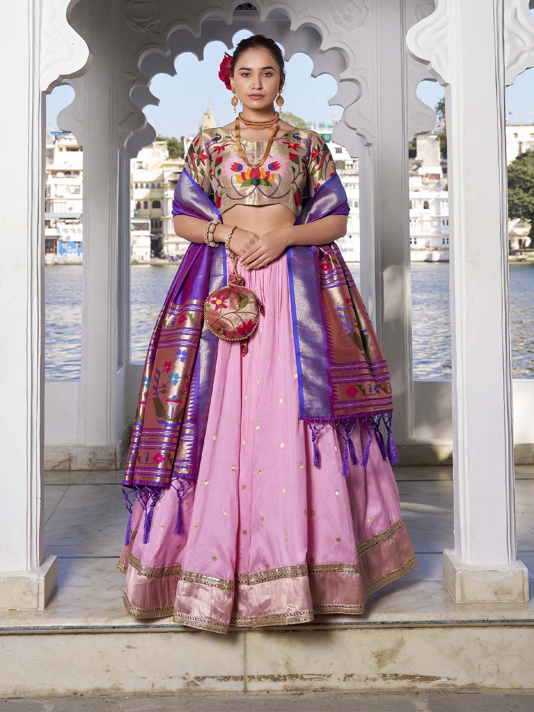 

LOOKNBOOK ART Ready to Wear Lehenga & Unstitched Blouse With Dupatta, Pink