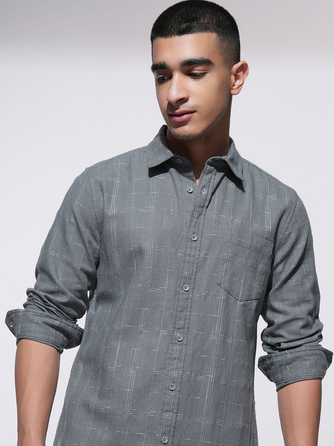 

HIGHLANDER Men Comfort Slim Fit Opaque Checked Casual Shirt, Grey