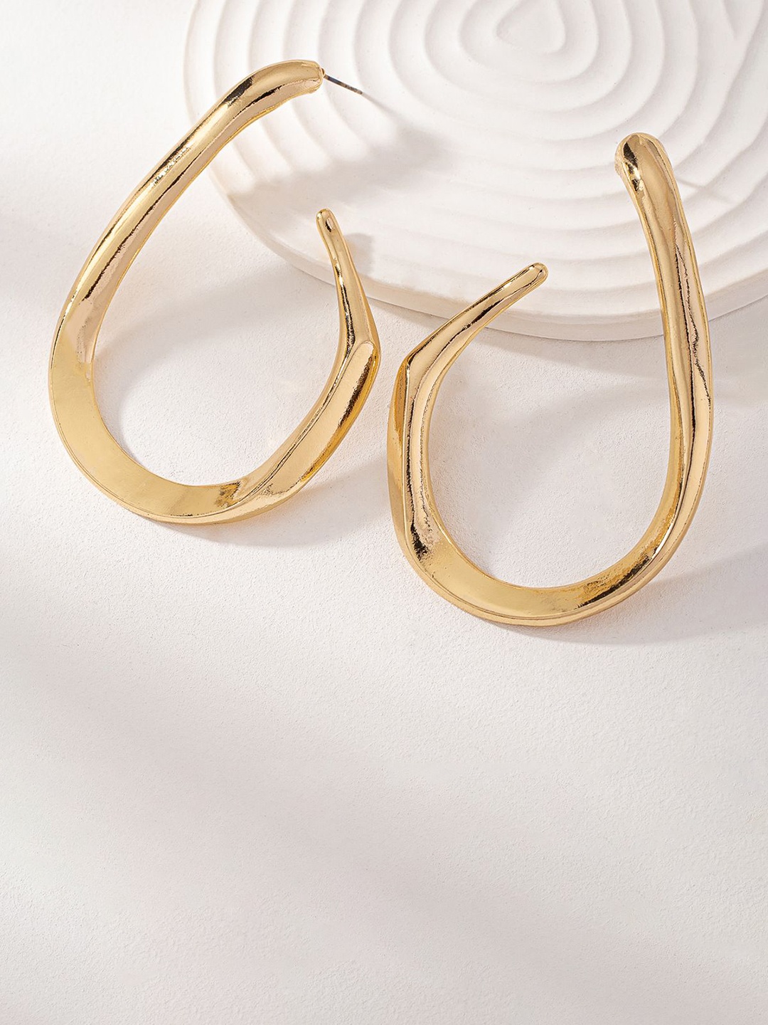 

DressBerry Teardrop Shaped Half Hoop Earrings, Gold