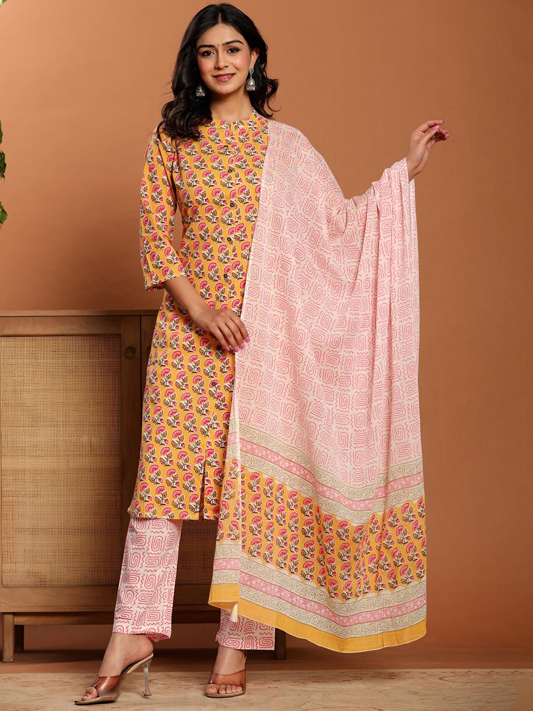 

Rouhab Women Floral Printed Regular Pure Cotton Kurta with Trousers & With Dupatta, Yellow