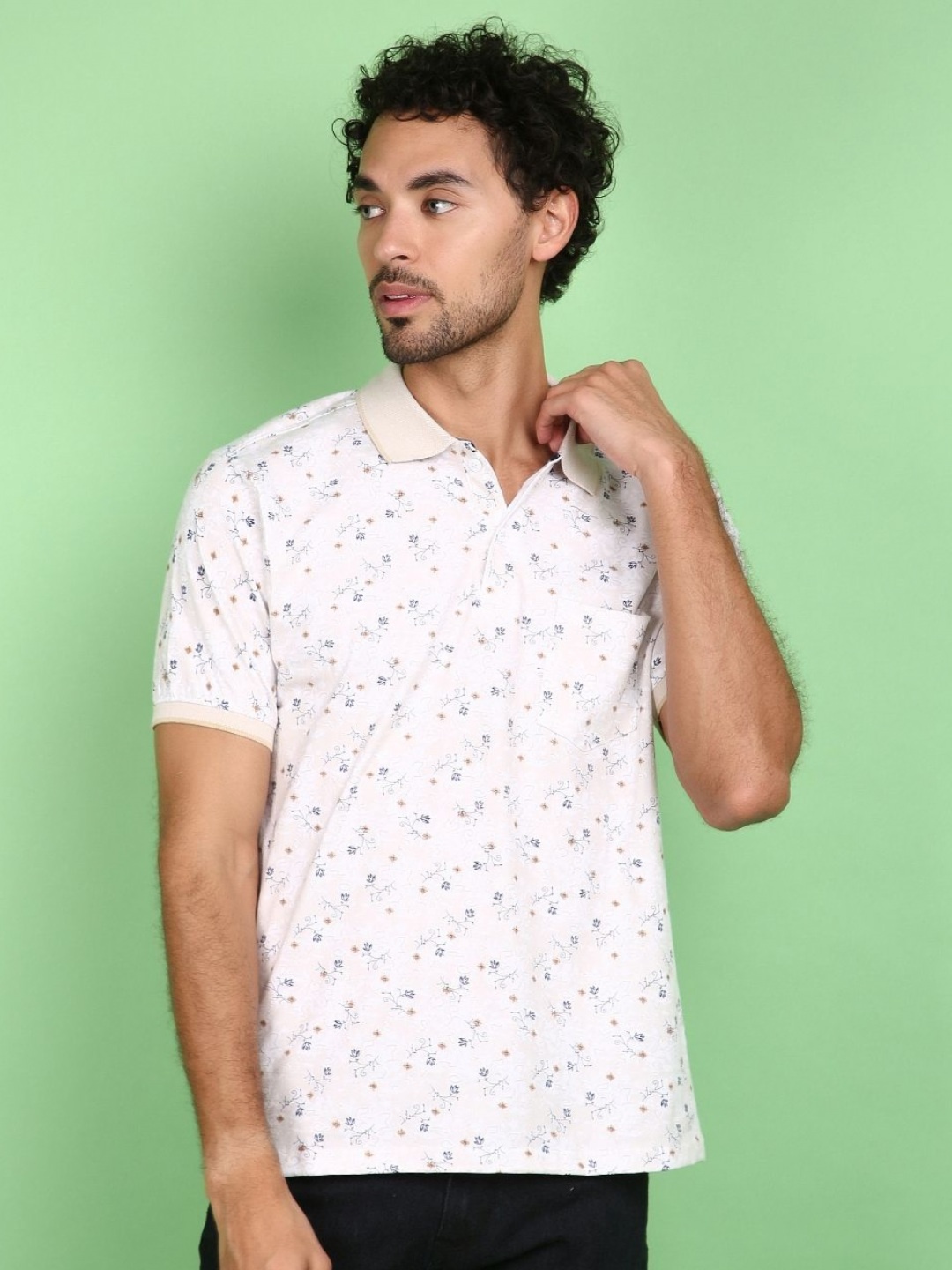 

V-Mart Men Printed Polo Collar Pockets T-shirt, Beige