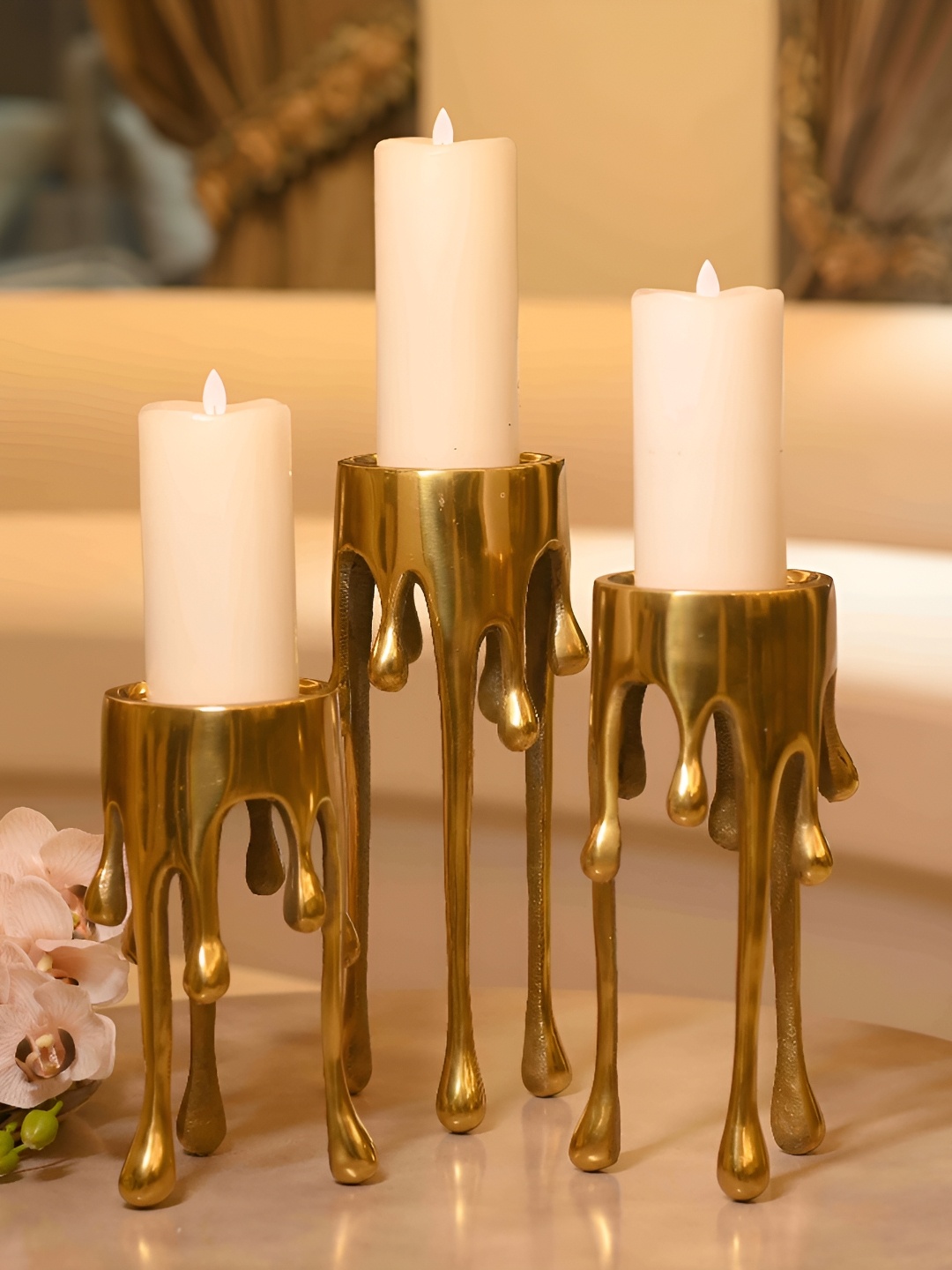 

Sammsara Gold-Toned Set of 3 Candle Holder, Yellow