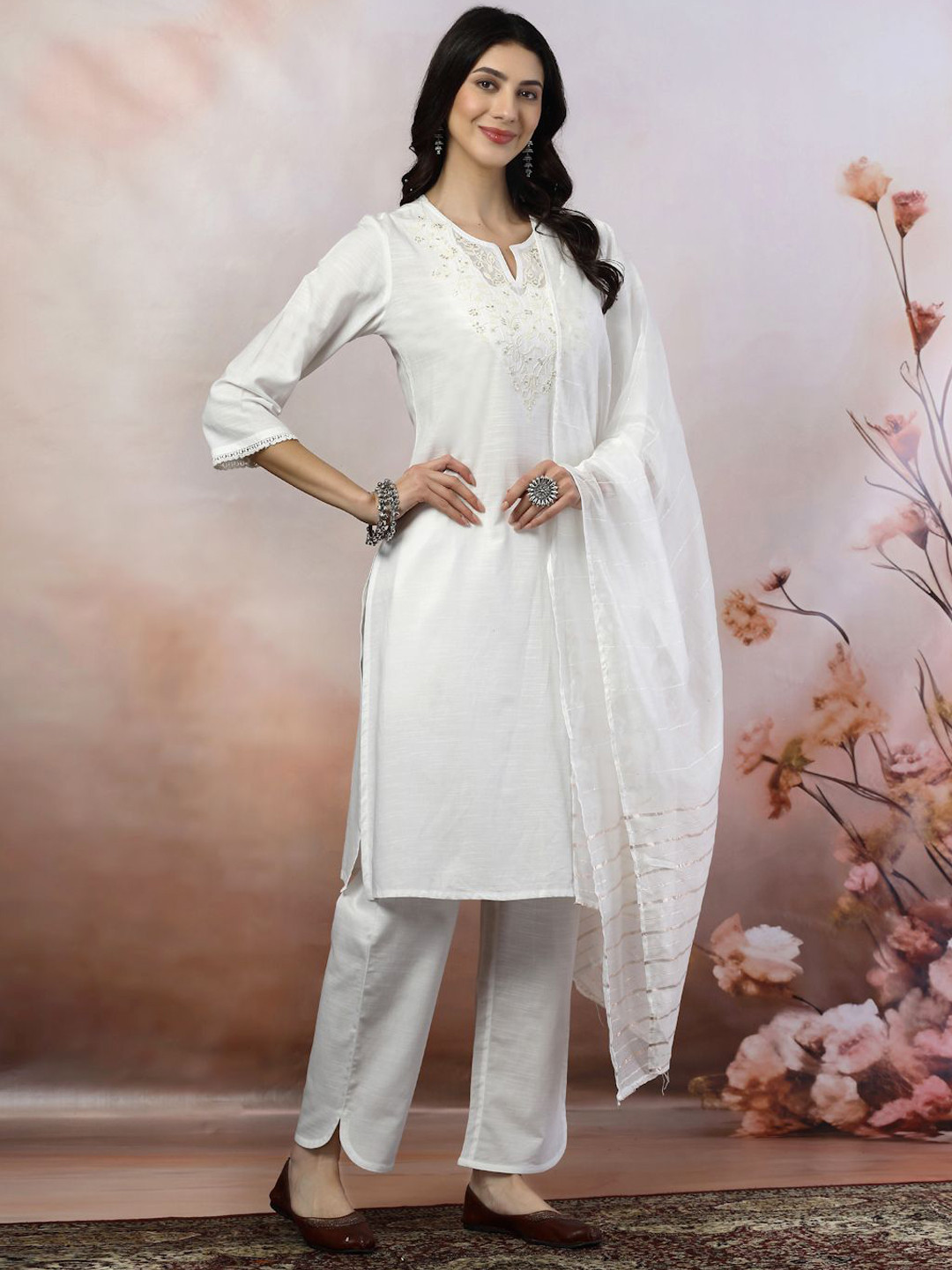 

Nayam By Lakshita Women Floral Yoke Design Regular Thread Work Kurta with Palazzos & With Dupatta, White