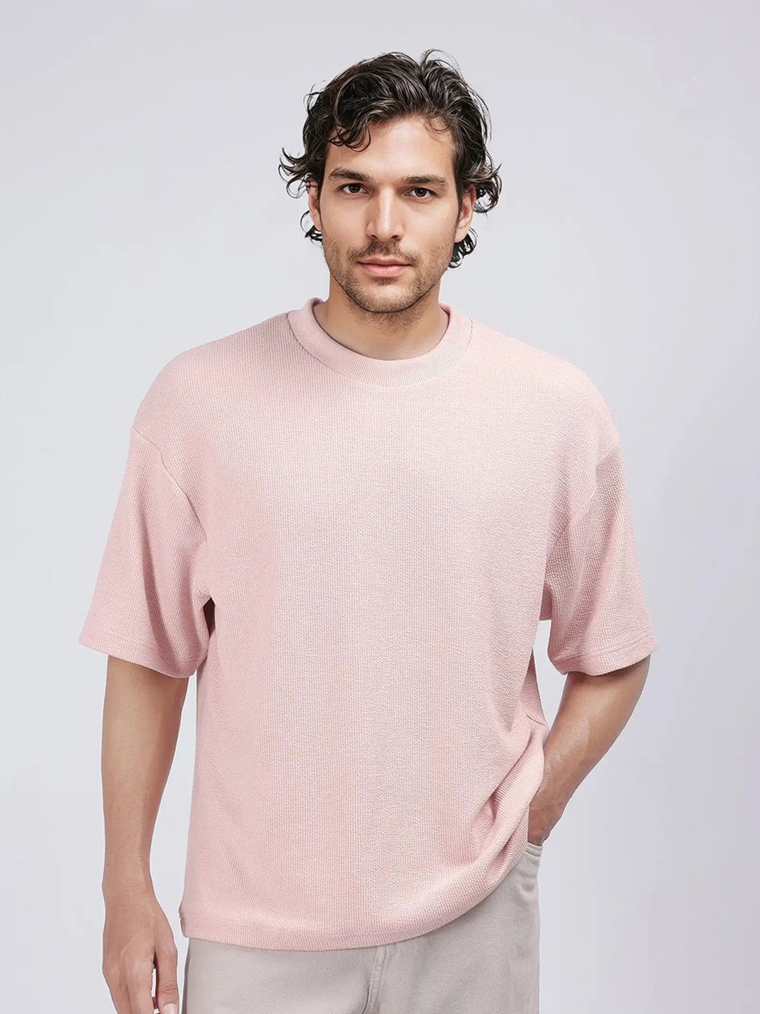 

RARE RABBIT Men Extended Sleeves Tropical Raw Edge T-shirt, Pink