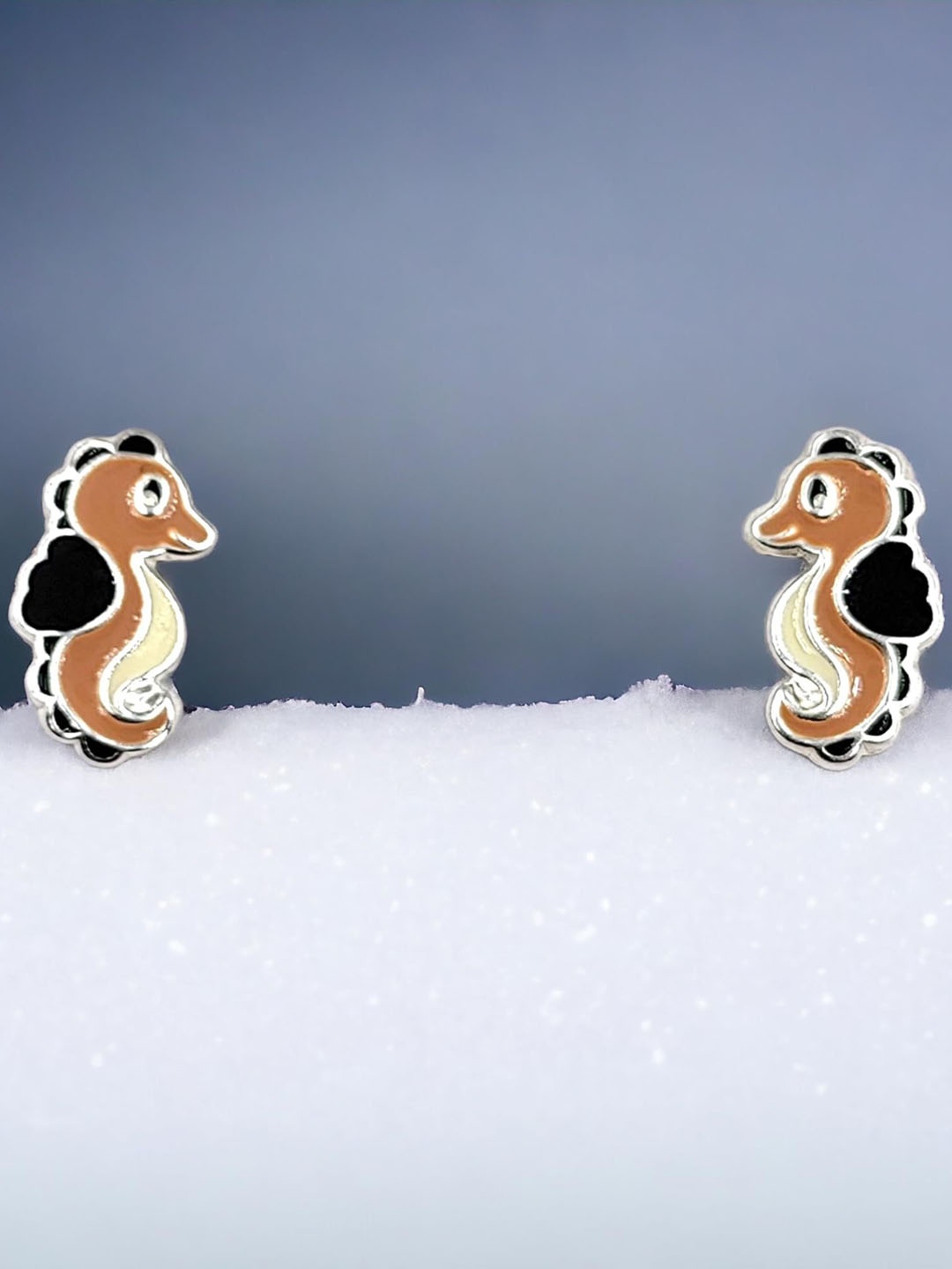 

AMONROO Animal Shaped Studs Earrings, Brown