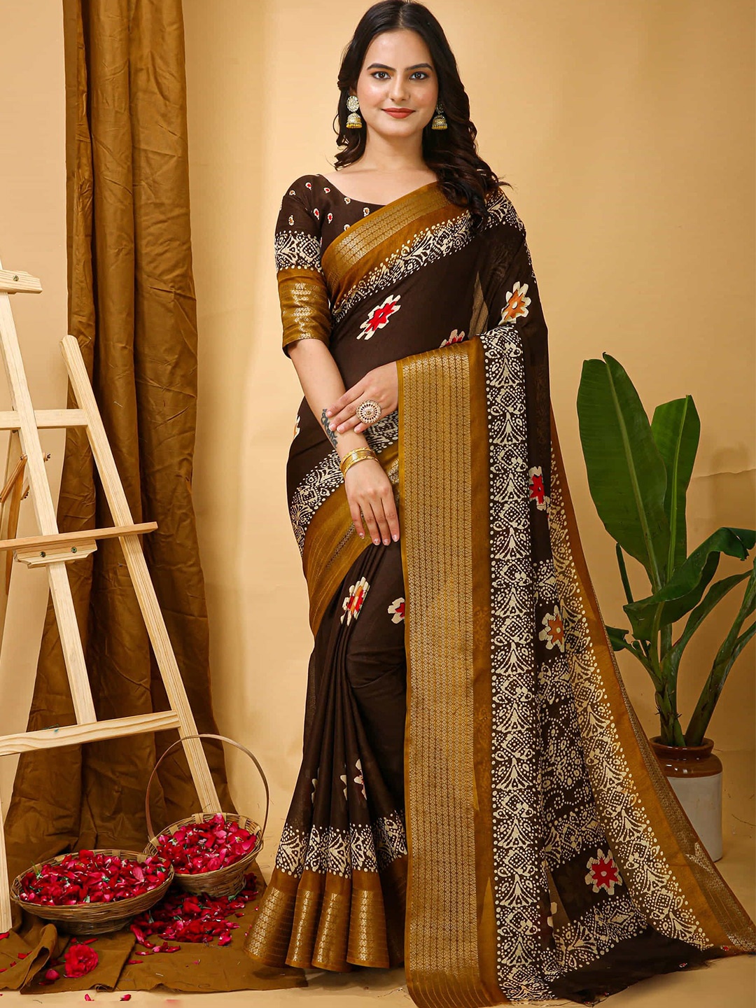 

Mitera Ethnic Motifs Zari Art Silk Banarasi Saree, Brown