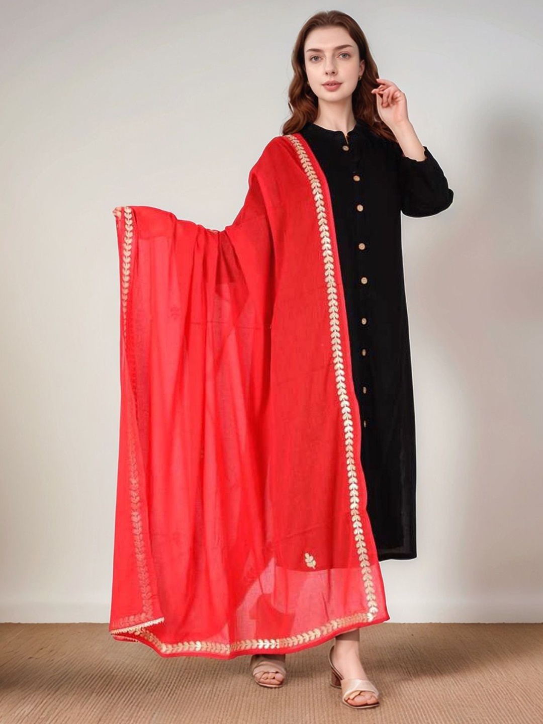 

ANEKYA Embroidered Dupatta with Zari, Red