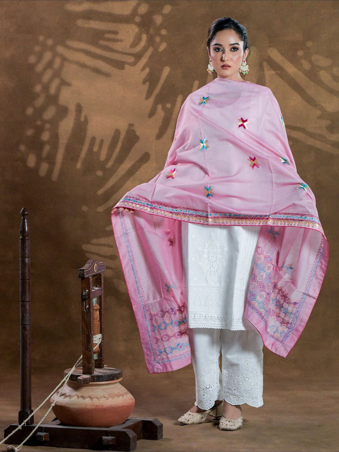 

Phulkari Forever Ethnic Motifs Embroidered Dupatta with Phulkari, Pink