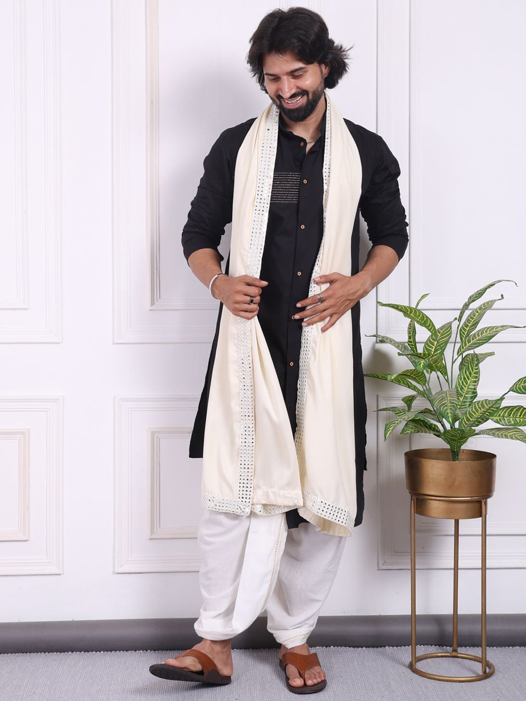 

MIDAV Men Embroidered Thread Work Summer Sheers Kurta, Black