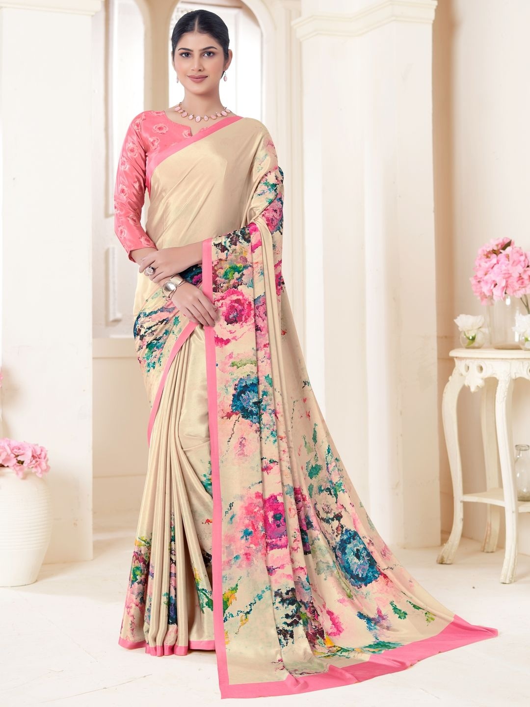 

Suha Floral Poly Crepe Saree, Gold