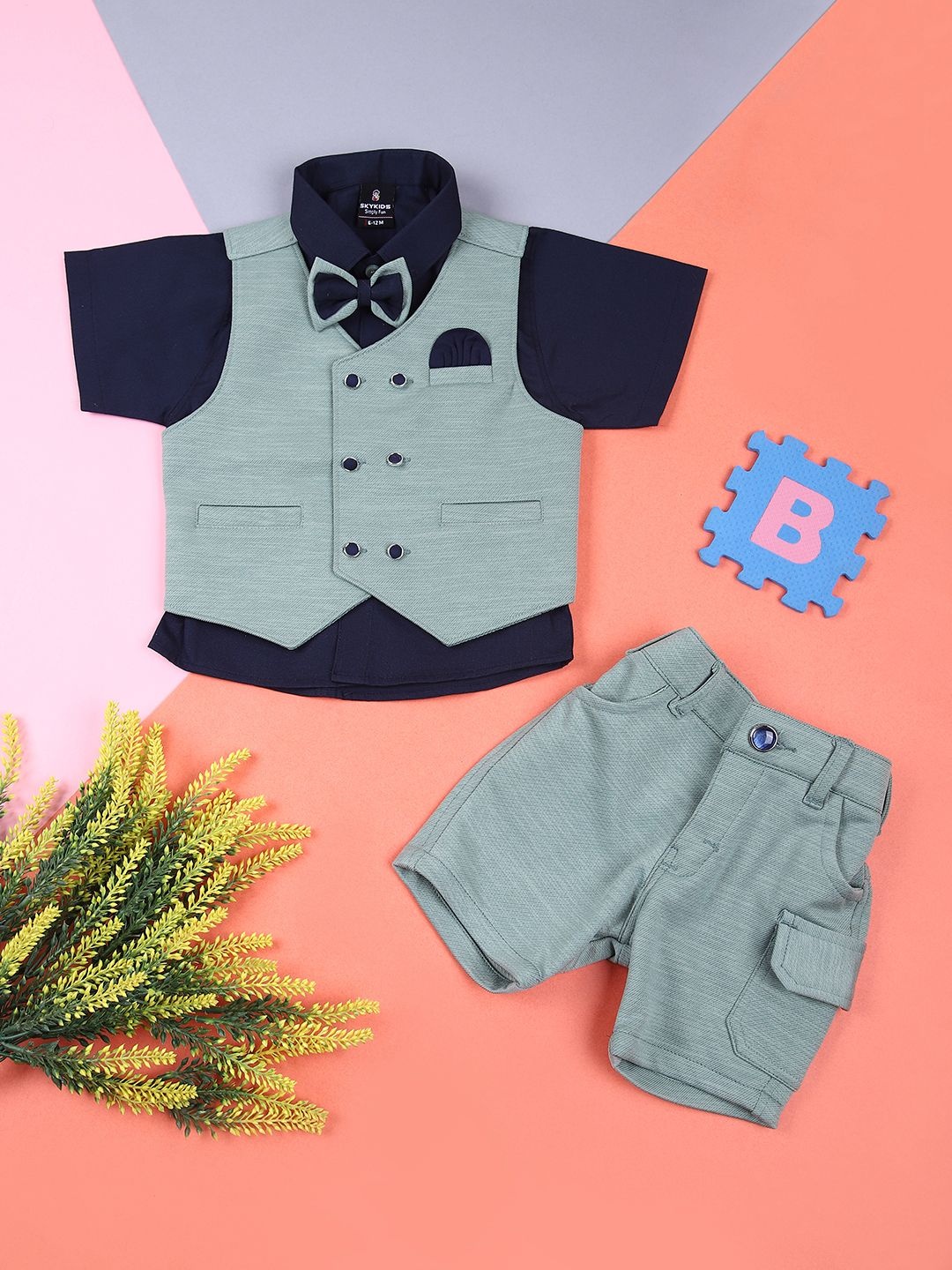 

V-Mart Boys Printed Shirt with Shorts, Sea green